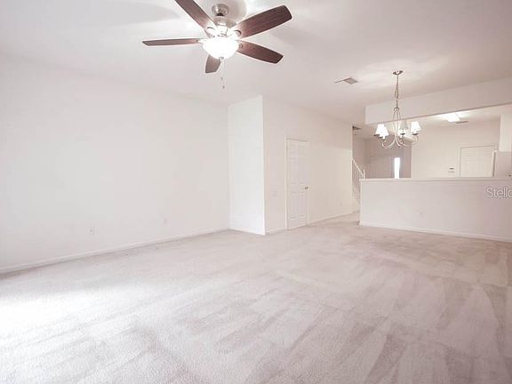 5th image of 2151 Stockton Dr