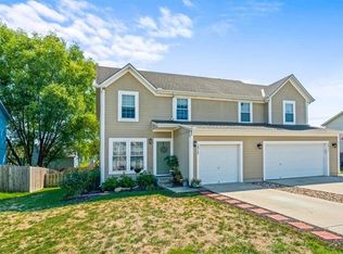 1517 S 5th East St, Louisburg, KS 66053