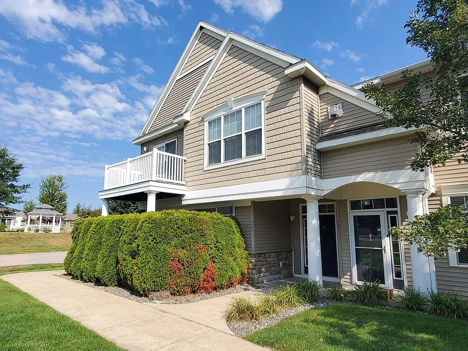 3231 Wexford Dr