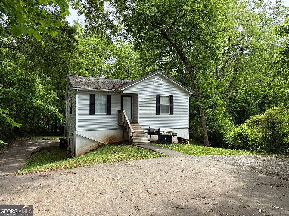 2nd image of 1300 Calhoun Ave NE