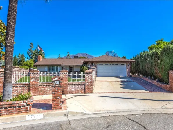 27878 Stratford St, Highland, CA 92346