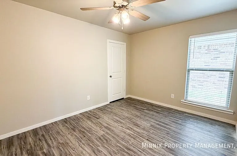 1907 Kirksey Ave — Photo 11