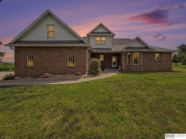 561 S 26th Rd, Syracuse, NE 68446