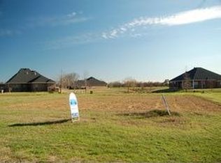 211 Rachel Ln, Bossier City, LA 71111