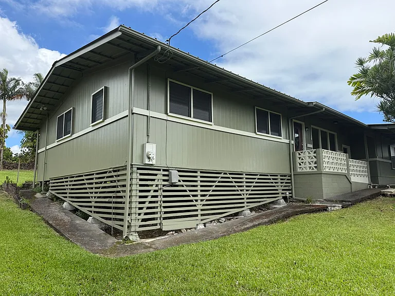 1770 Kilauea Ave — Photo 14