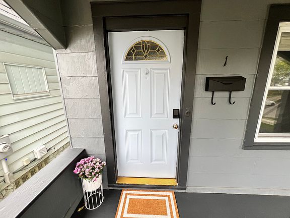 2nd image of 4215 Brownway Ave #1