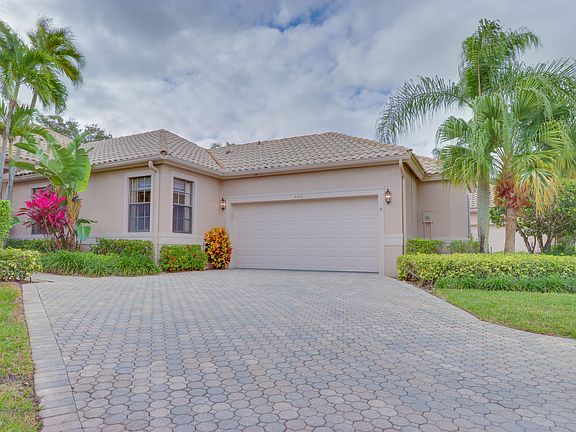 2nd image of 4560 Barclay Fair Way