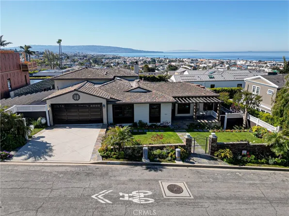 812 8th St, Manhattan Beach, CA 90266