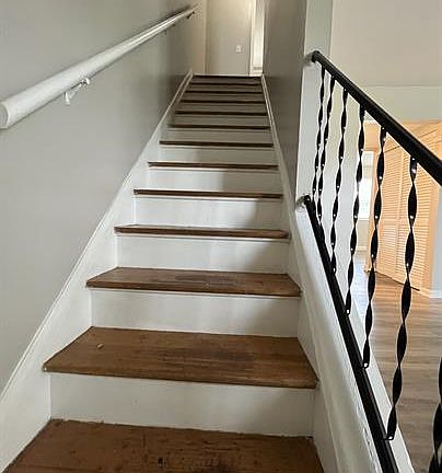 5th image of 2131 Roosevelt Ave APT 7