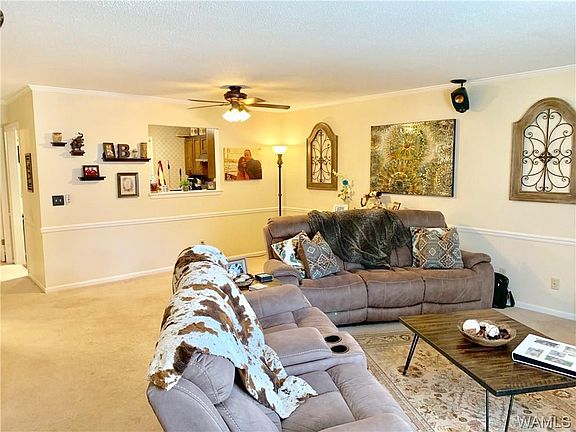 4th image of 1022 Fairfax Dr
