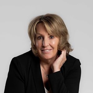 Debi  Volk