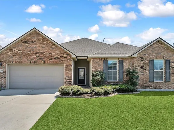 409 W Lake Dr, Slidell, LA 70461