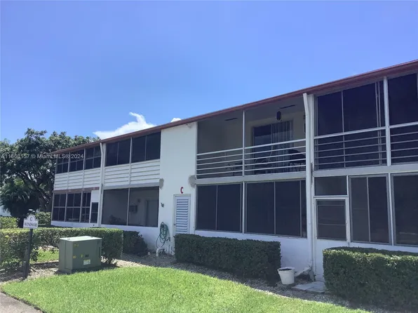 60 Windsor Dr #60-C, West Palm Beach, FL 33417