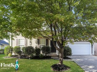 1159 Stonedown Ln, Matthews, NC 28104