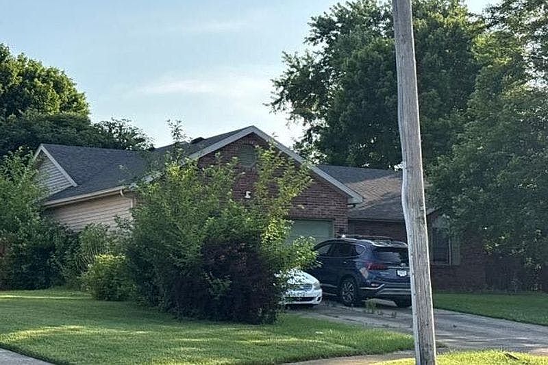 2nd image of 3506 Kensington Ct