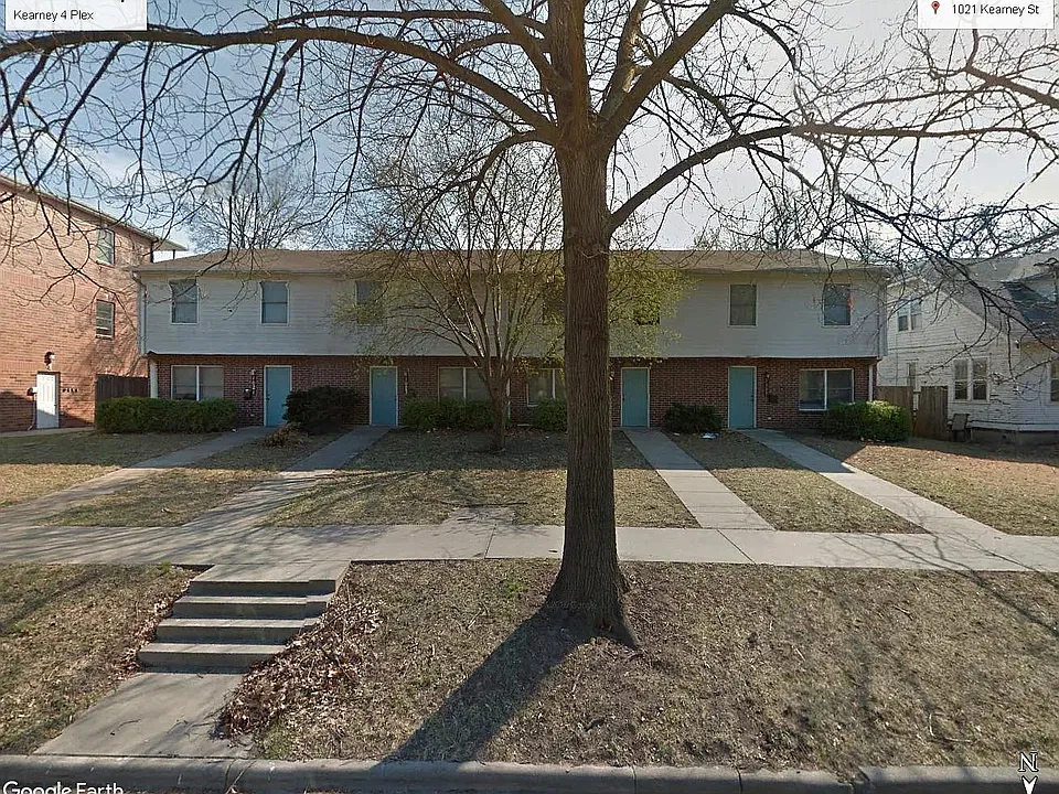 1021 Kearney St