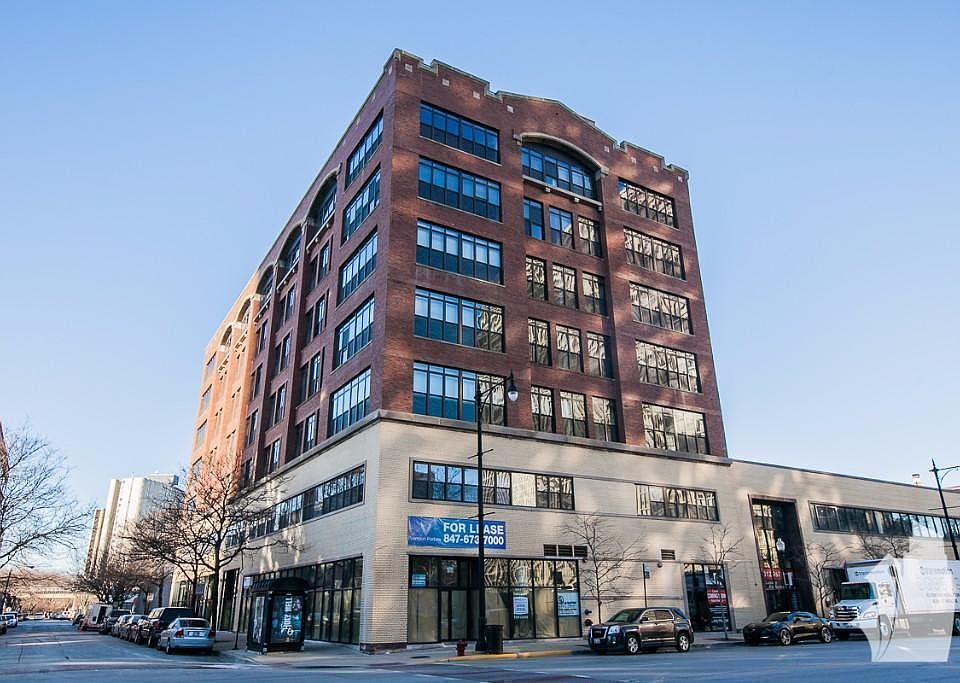 1st image of 2036 S Michigan Ave APT 307J