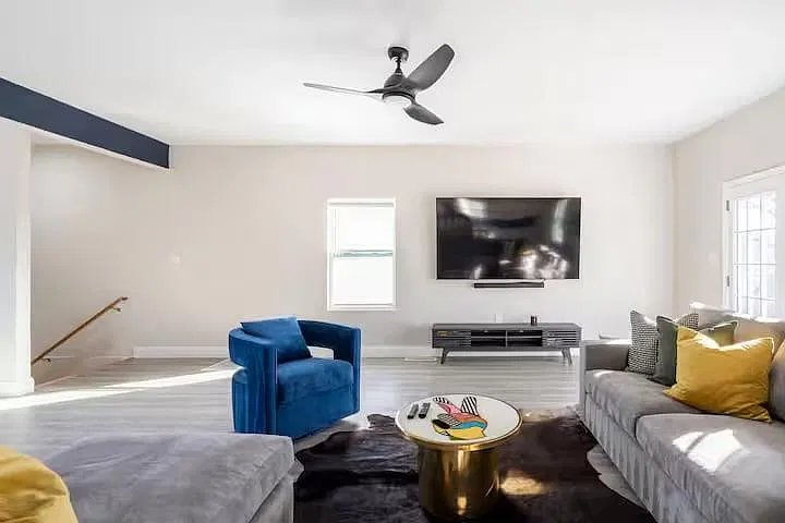 4 bed, 3.5 bath, 3200 sqft, $3,200 — Photo 4