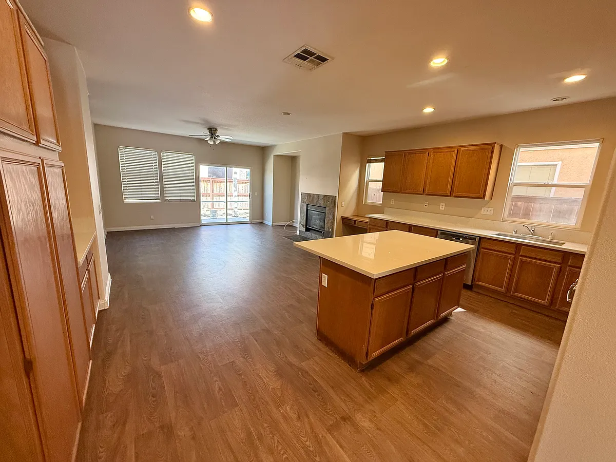 Building Photo - 3938 Palmetto Haven Cir