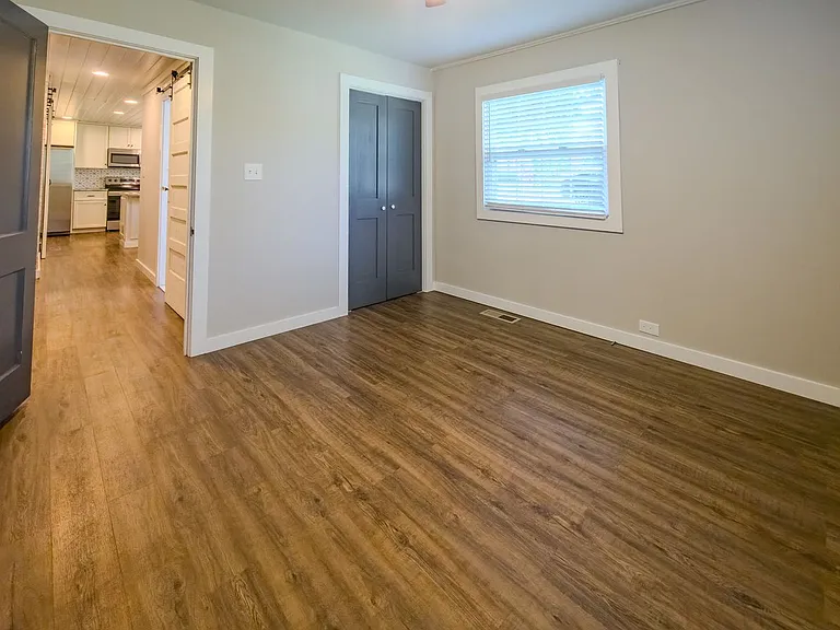 431 East Dr — Photo 17