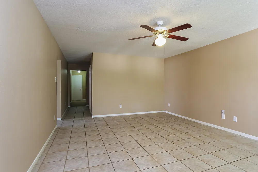 Building Photo - 13230 Firebrick Dr