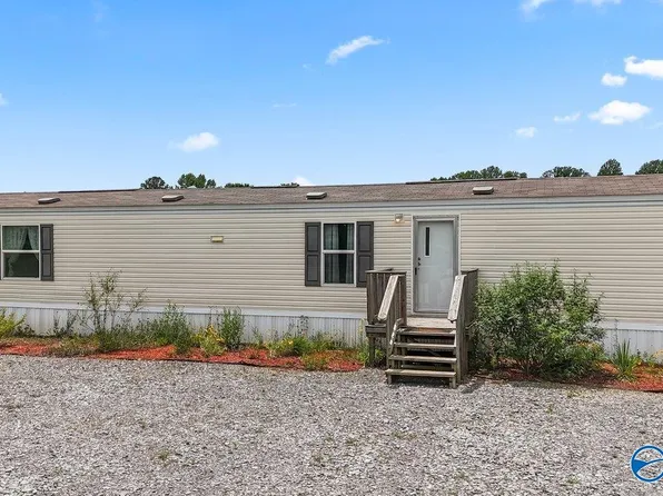 229 Water Tower Loop, Laceys Spring, AL 35754