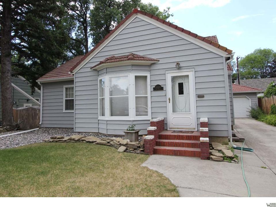 1st image of 2224 Ash St
