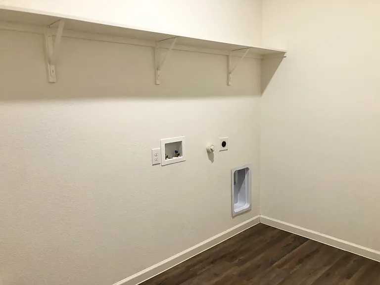 921 Bois D Arc Ln — Photo 22