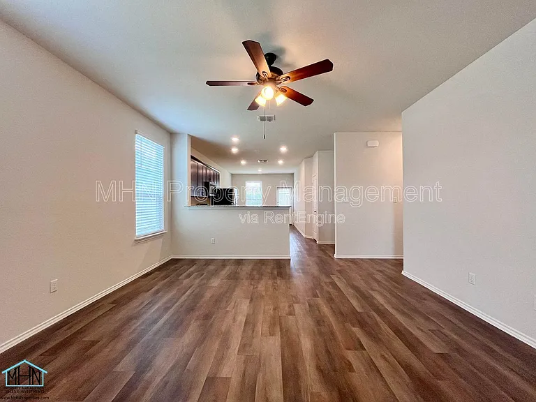 4105 Paddock Trl — Photo 5