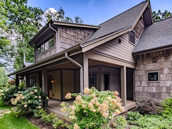 137 Mountain Breeze Knoll, Blowing Rock, NC 28605