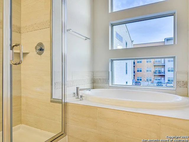 3831 Harry Wurzbach Rd #6 — Photo 13