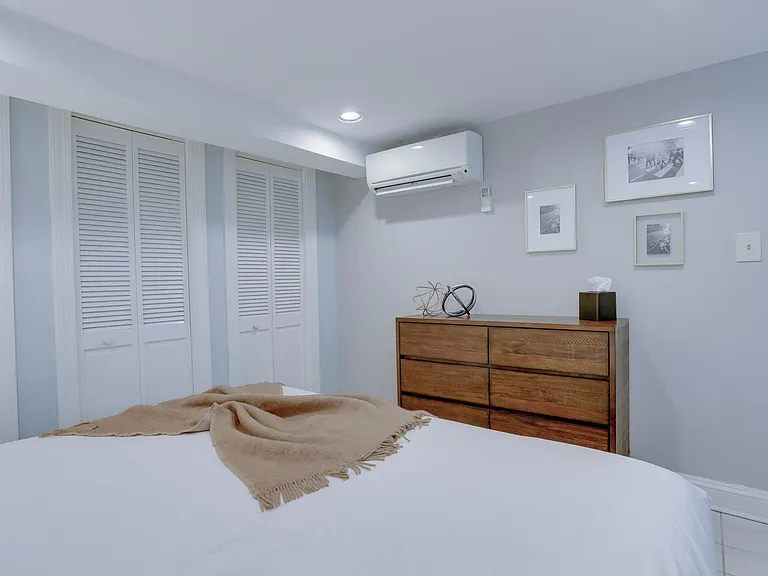 400 Seward Sq SE #B2 — Photo 18