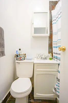 Rented by City Connections Realty | media 19