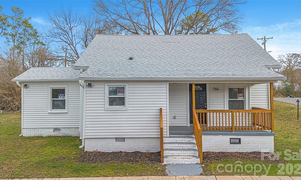1st image of 706 Sweeney St