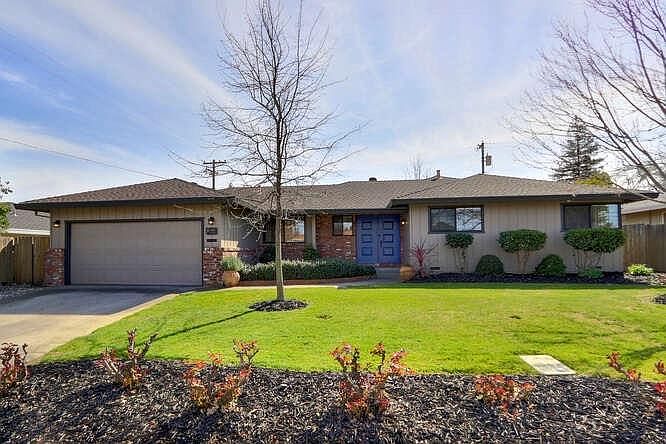 1st image of 6304 Meadowvista Dr