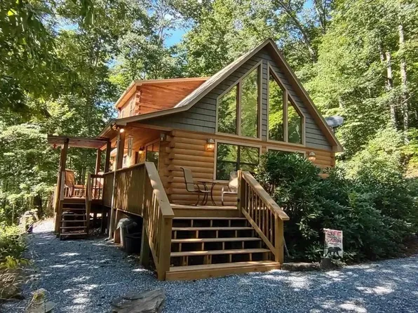 141 Bartlett Glen Cove Rd, Bryson City, NC 28713