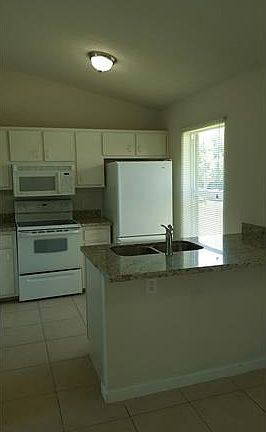 2nd image of 312 NE 26th St