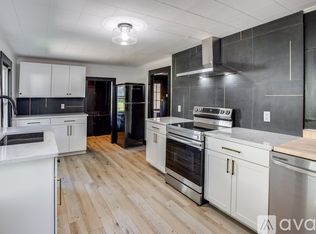 1582 Ridge Rd, Ontario, NY 14519