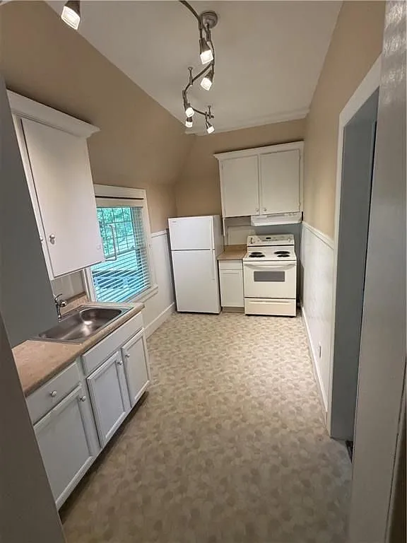 1 bed, 1.0 bath, 450 sqft, $1,450 — Photo 2