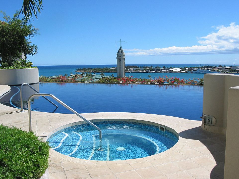 Pool Deck, 14th floor