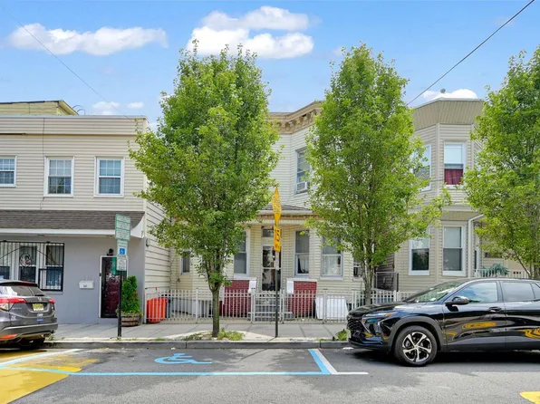 509 Monastery Place image 31 of 50