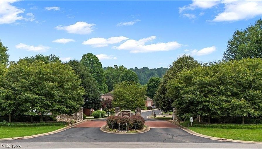 1st image of 64 Alexander Dr