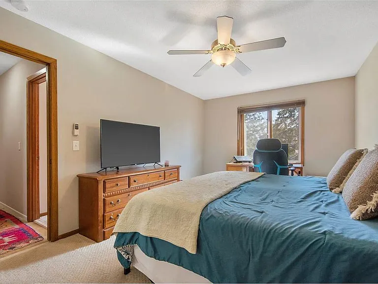 300 96th Ln NE — Photo 5