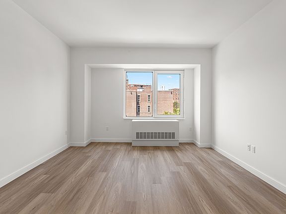 4th image of 1998 2nd Ave #6E