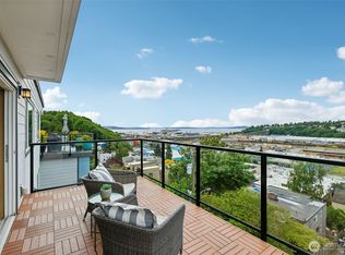2040 13th Ave W APT 41, Seattle, WA 98119