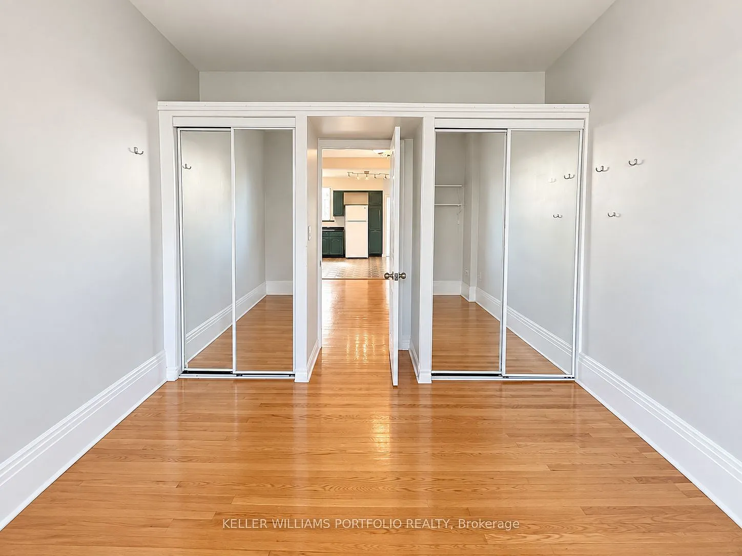 1 bed, $2,590 — Photo 4