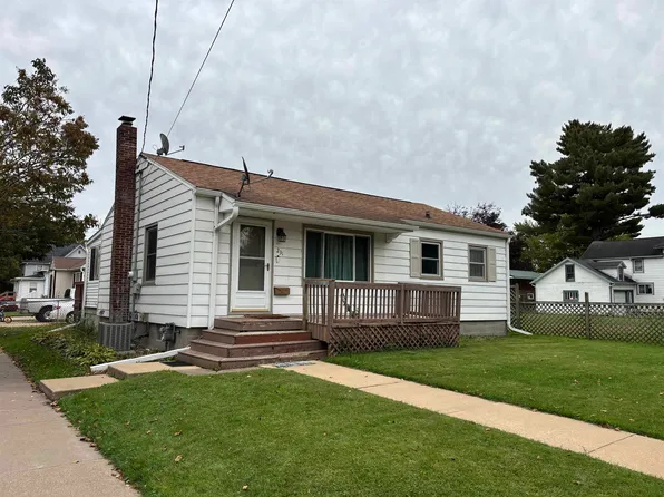 231 North St #L, Sparta, WI 54656