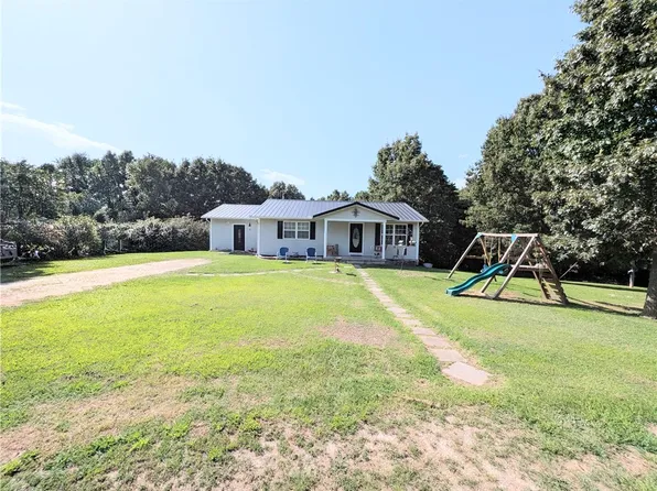 5101 Chestnut Ln, Harrison, AR 72601