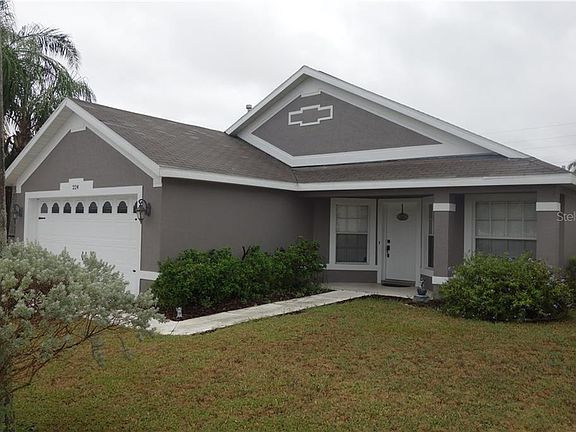 2nd image of 224 Prince Charles Dr