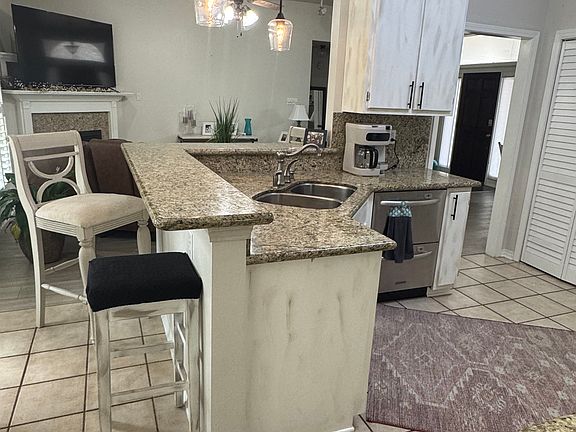 Open Kitchen to family room